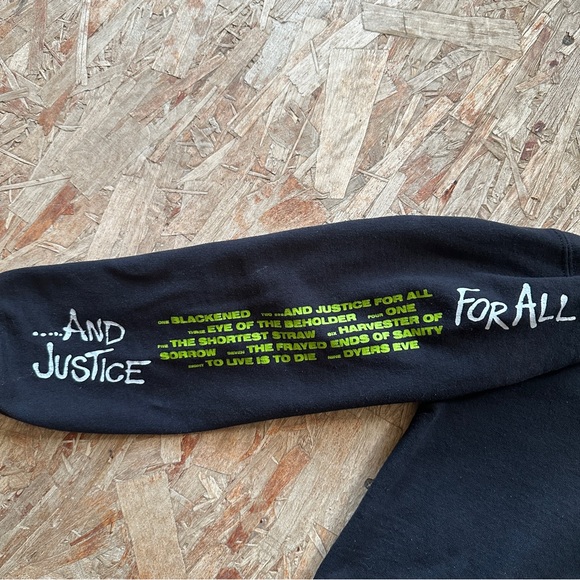 Metallica Hoodie - Picture 4 of 5